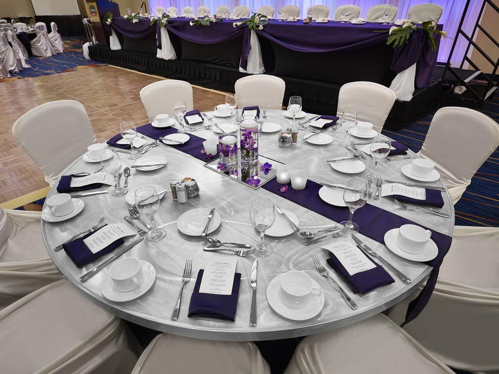 Courtyard By Marriott Edmonton West Hotel Екстериор снимка