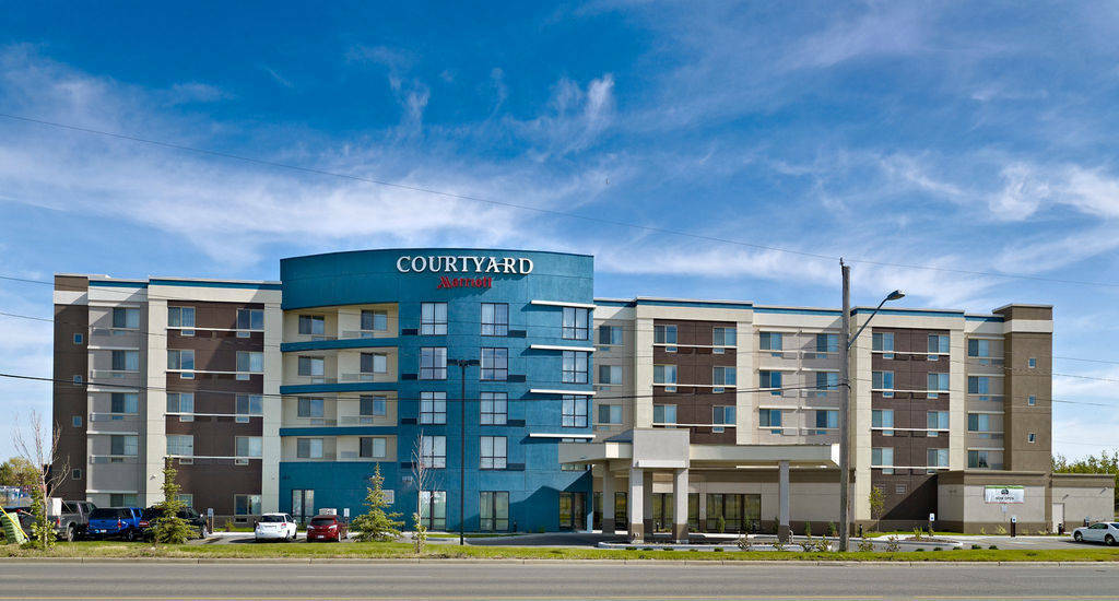Courtyard By Marriott Edmonton West Hotel Екстериор снимка